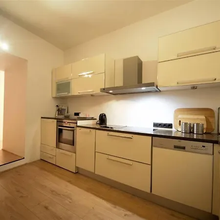 3 Bedrooms Oldtown With Balcony Quiet Area Lejlighed